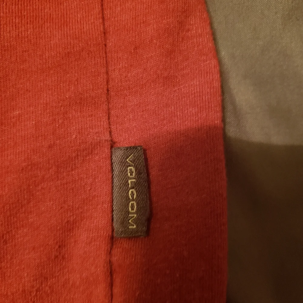 🏄‍♂️ Volcom Polo 🏄‍♂️ - Picture 4 of 7